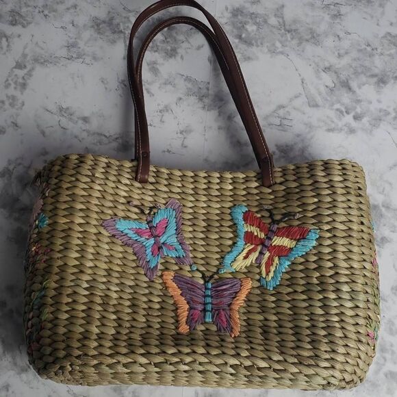 Butterfly Corn Husk Butterfly Bag - Picture 13 of 16